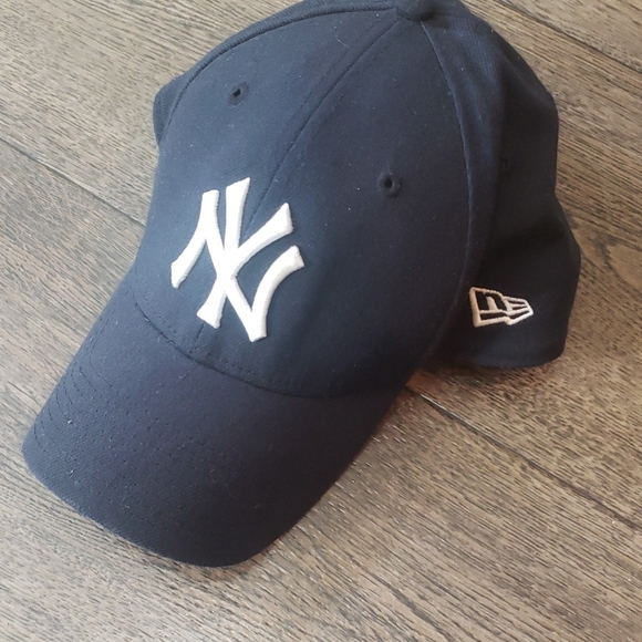 New Era Other - New Era Dark Blue Yankees Baseball Cap